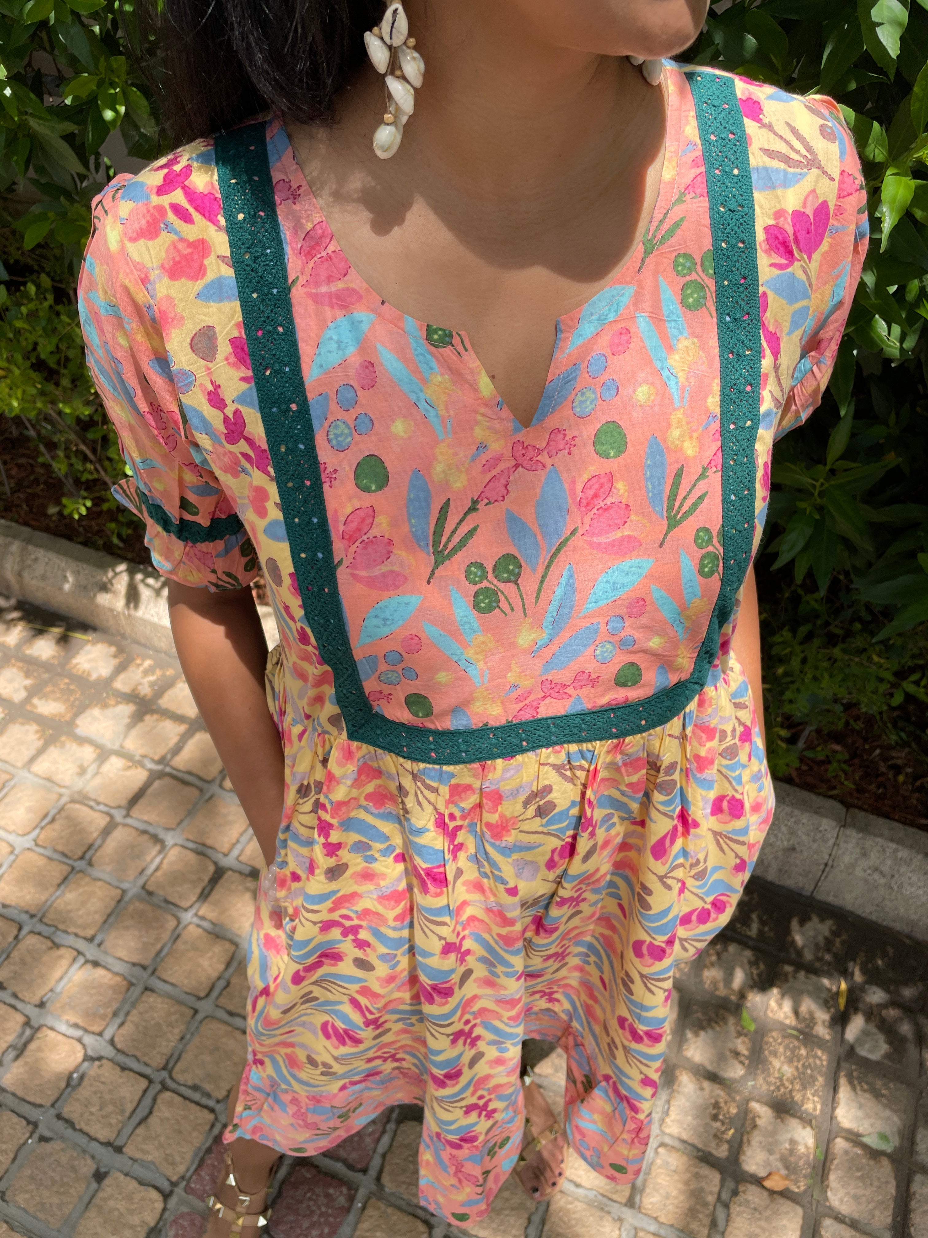 Contrast Lace Dress image 4