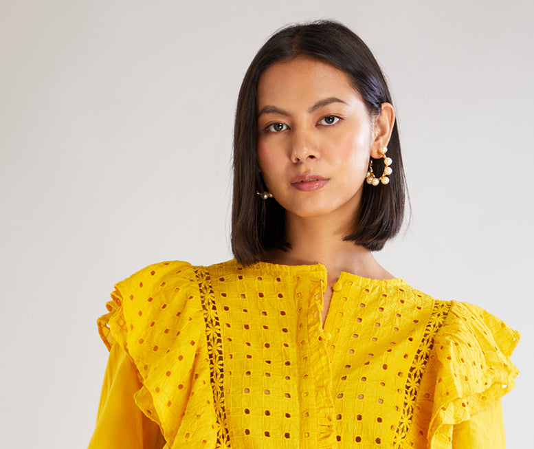 Ivory Baroque Pearl Hoop image 0