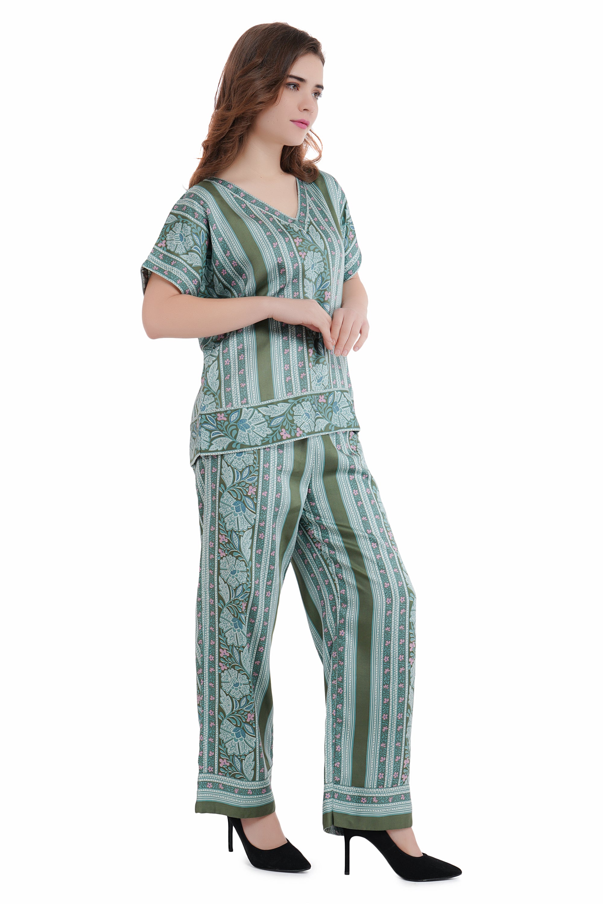 Army Green and Pink Coord Set image 5