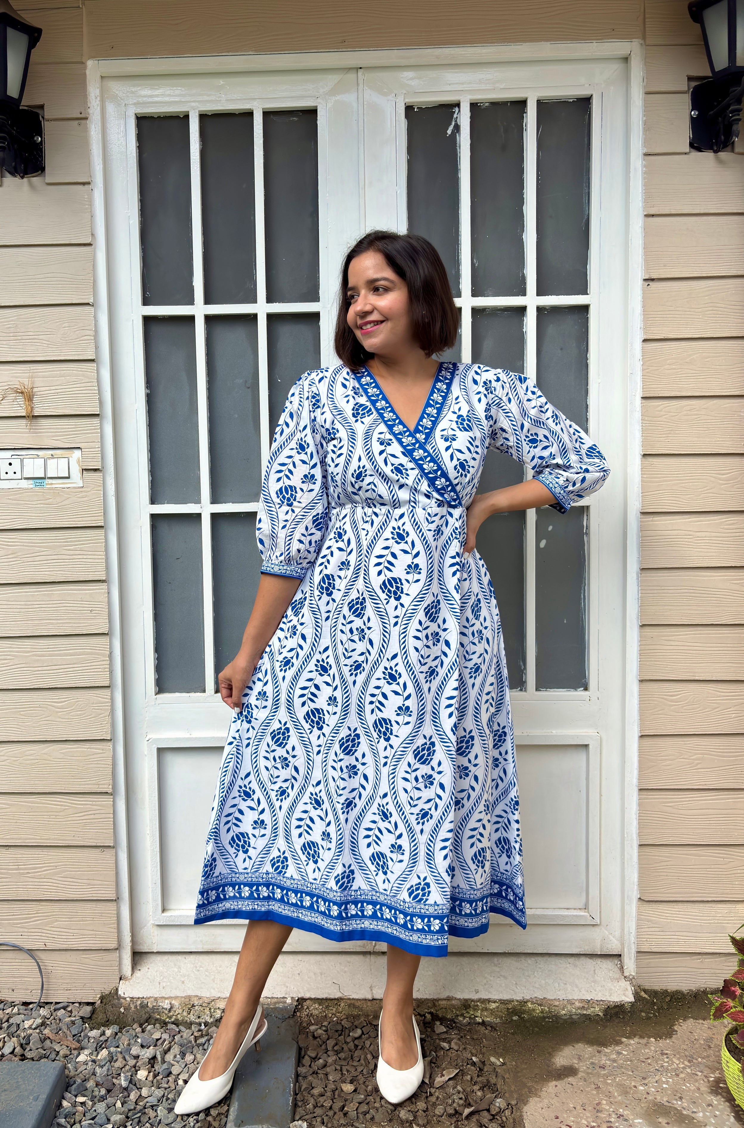 White Blue Printed Cotton Midi Dress image 6