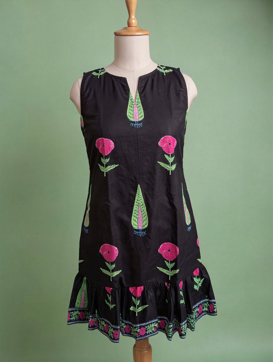 Black Cotton Printed Dress with Pockets