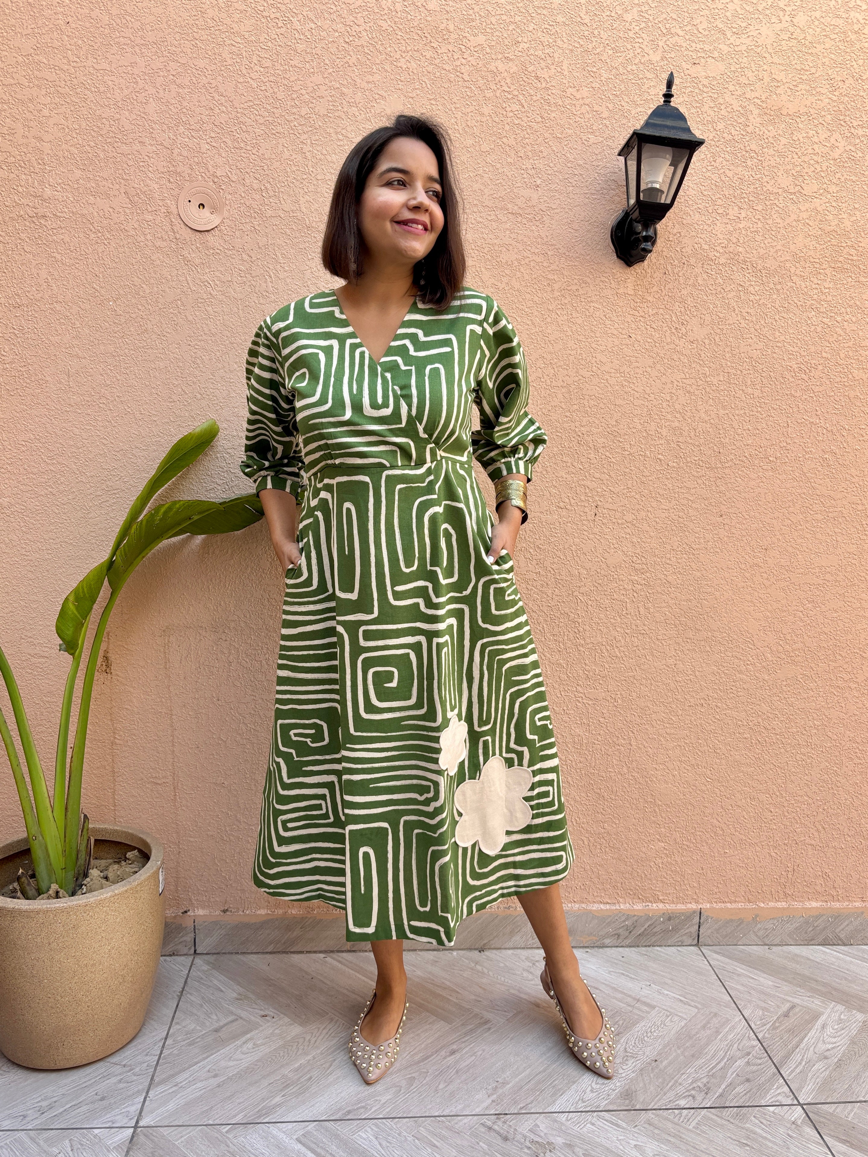 Olive Maze Appliqué Cotton-Linen A-Line Midi Dress