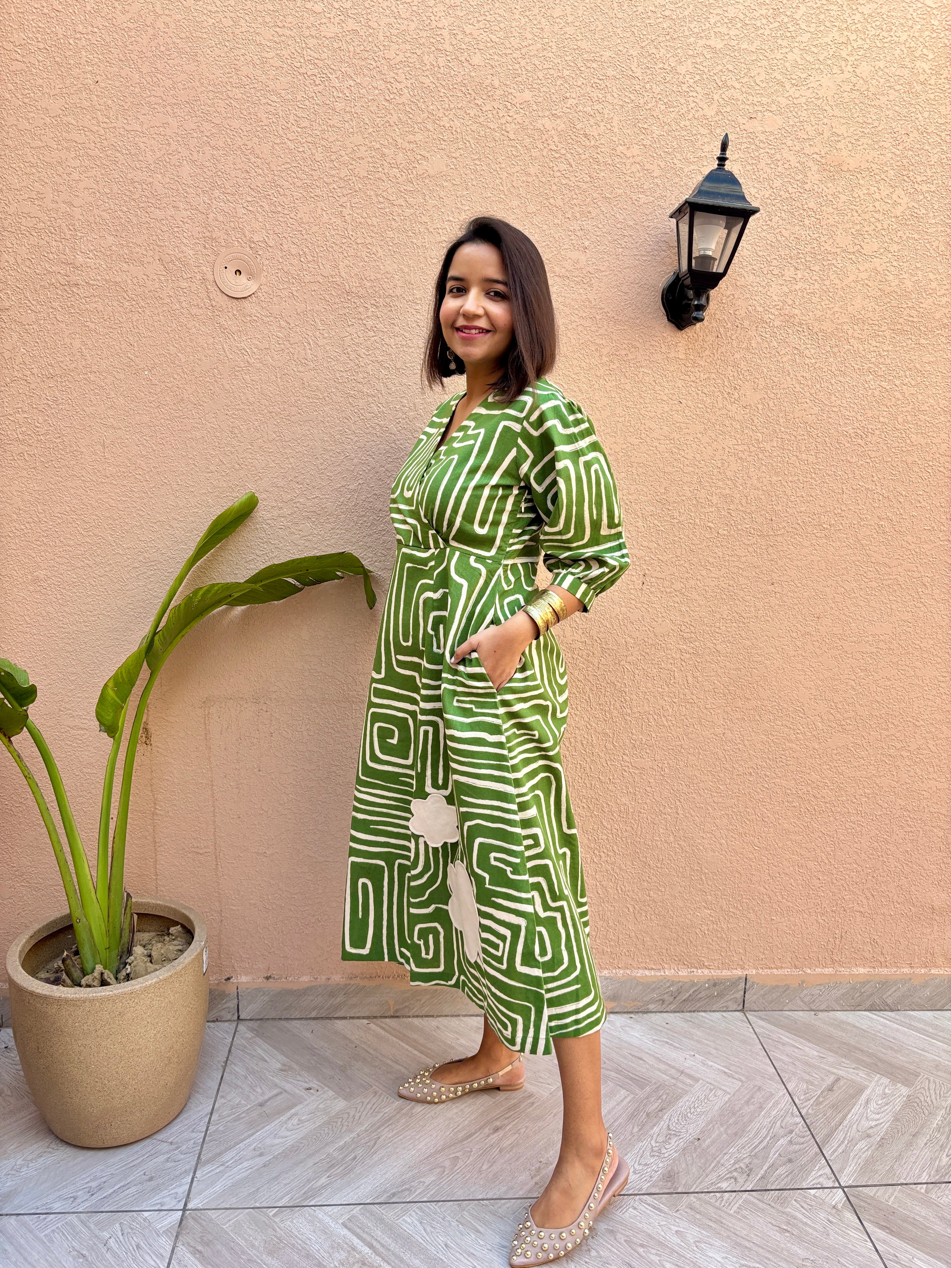 Olive Maze Appliqué Cotton-Linen A-Line Midi Dress