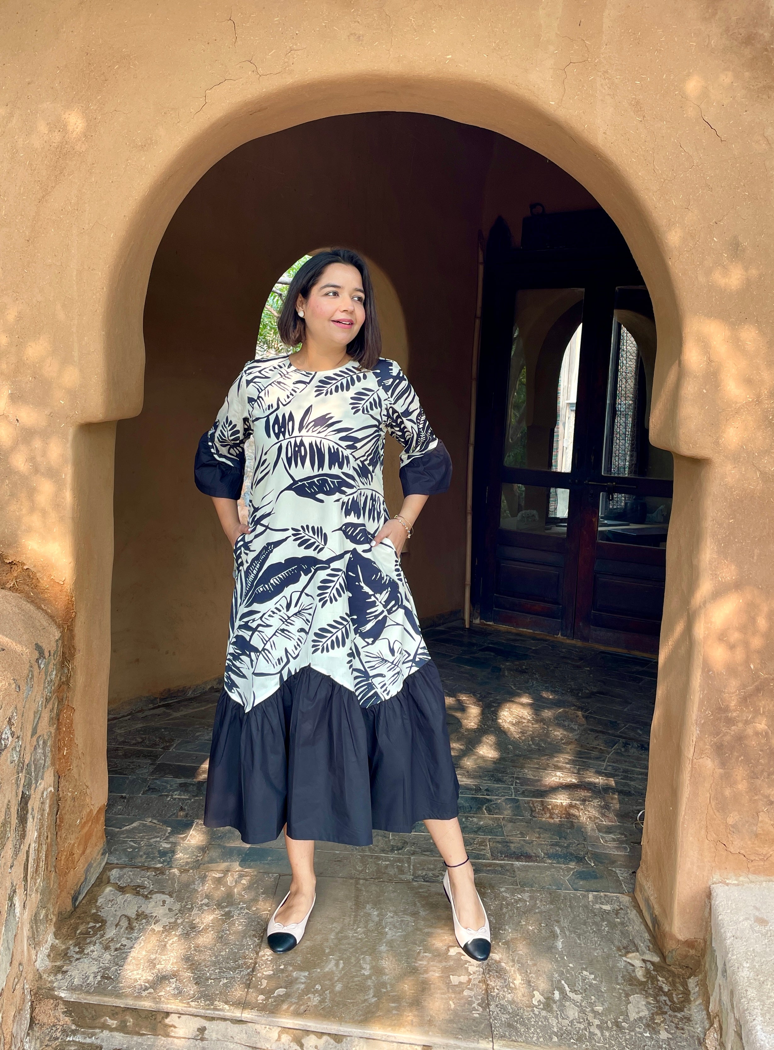 Printed Zigzag Midi Dress image 1