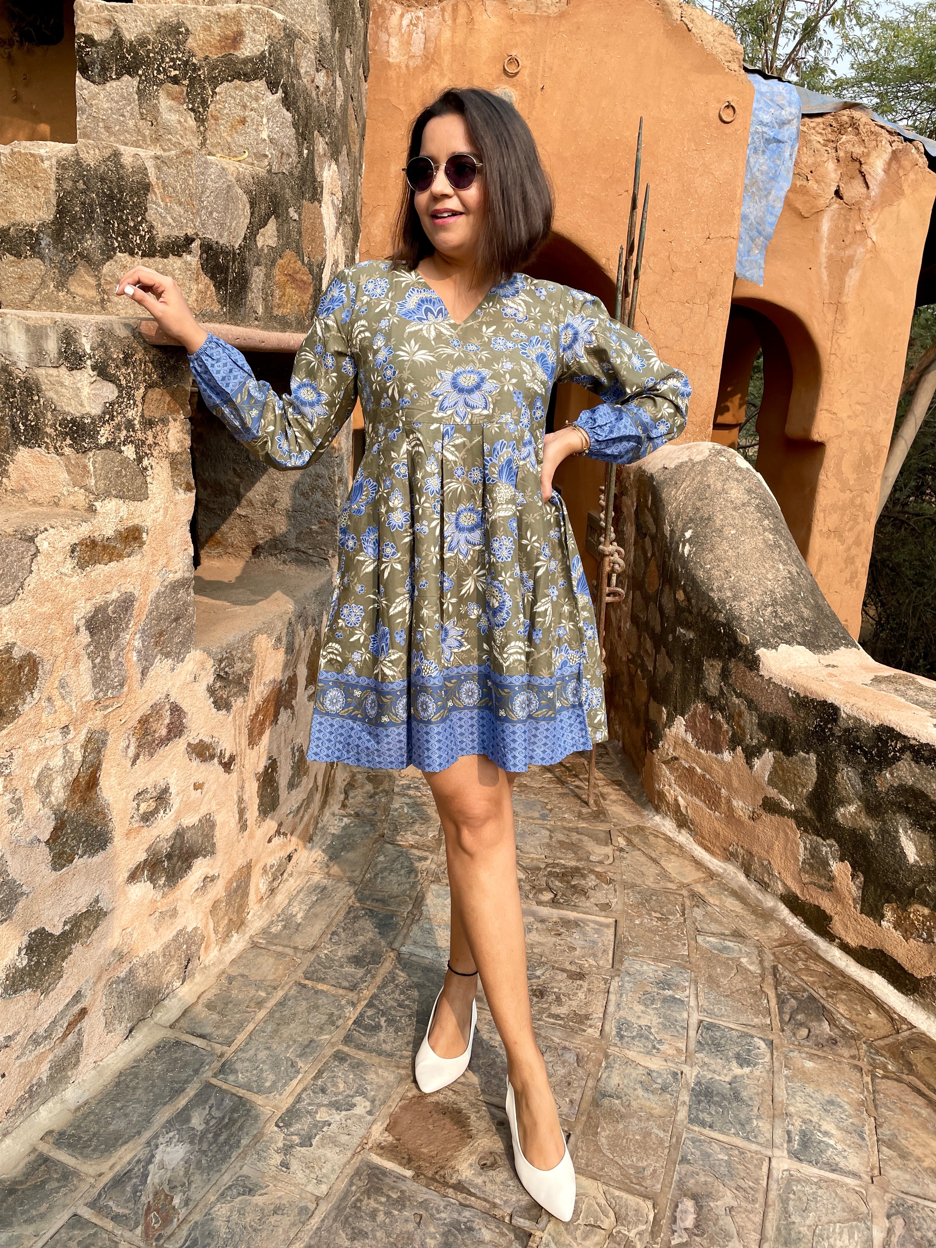 Olive Balloon Sleeves Skater Dress image 5