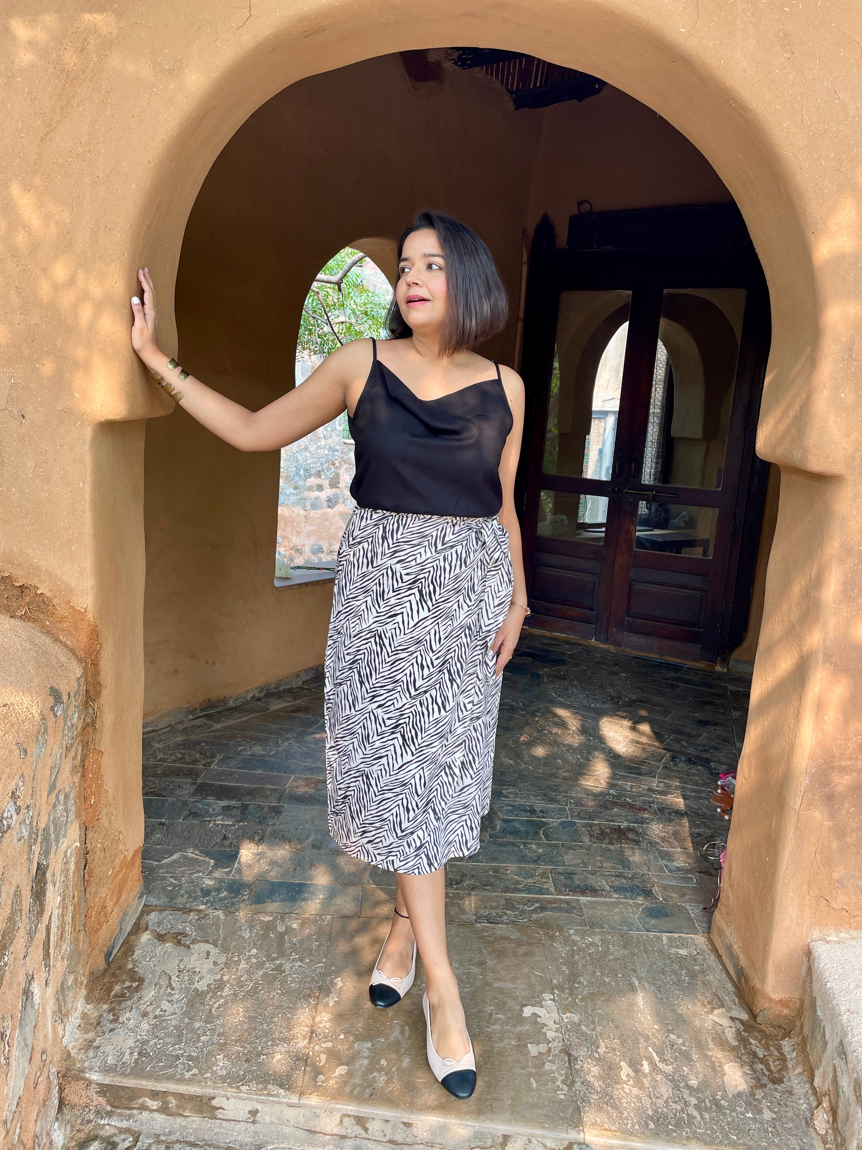 Beige Black Printed Midi Skirt image 4