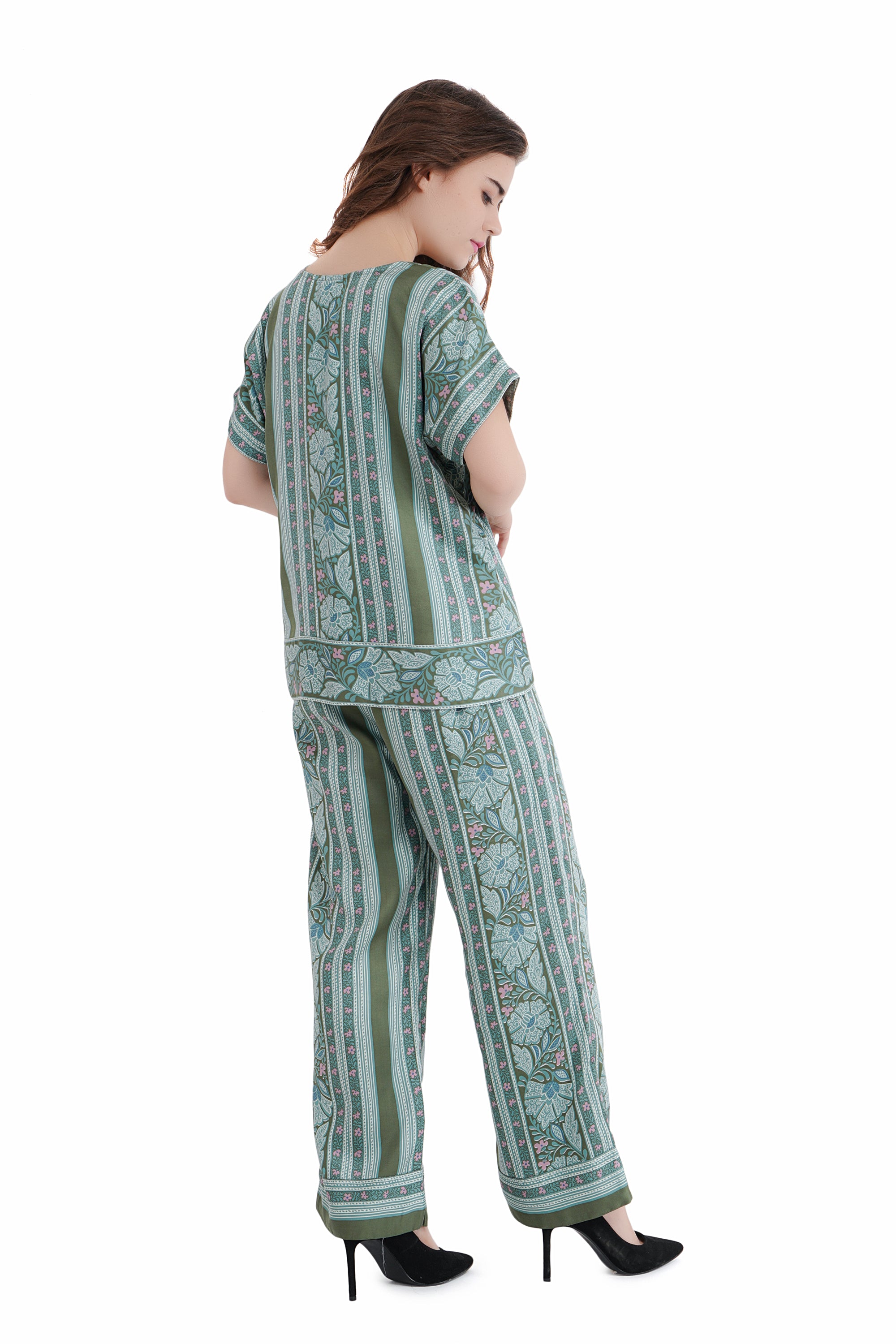 Army Green and Pink Coord Set image 1