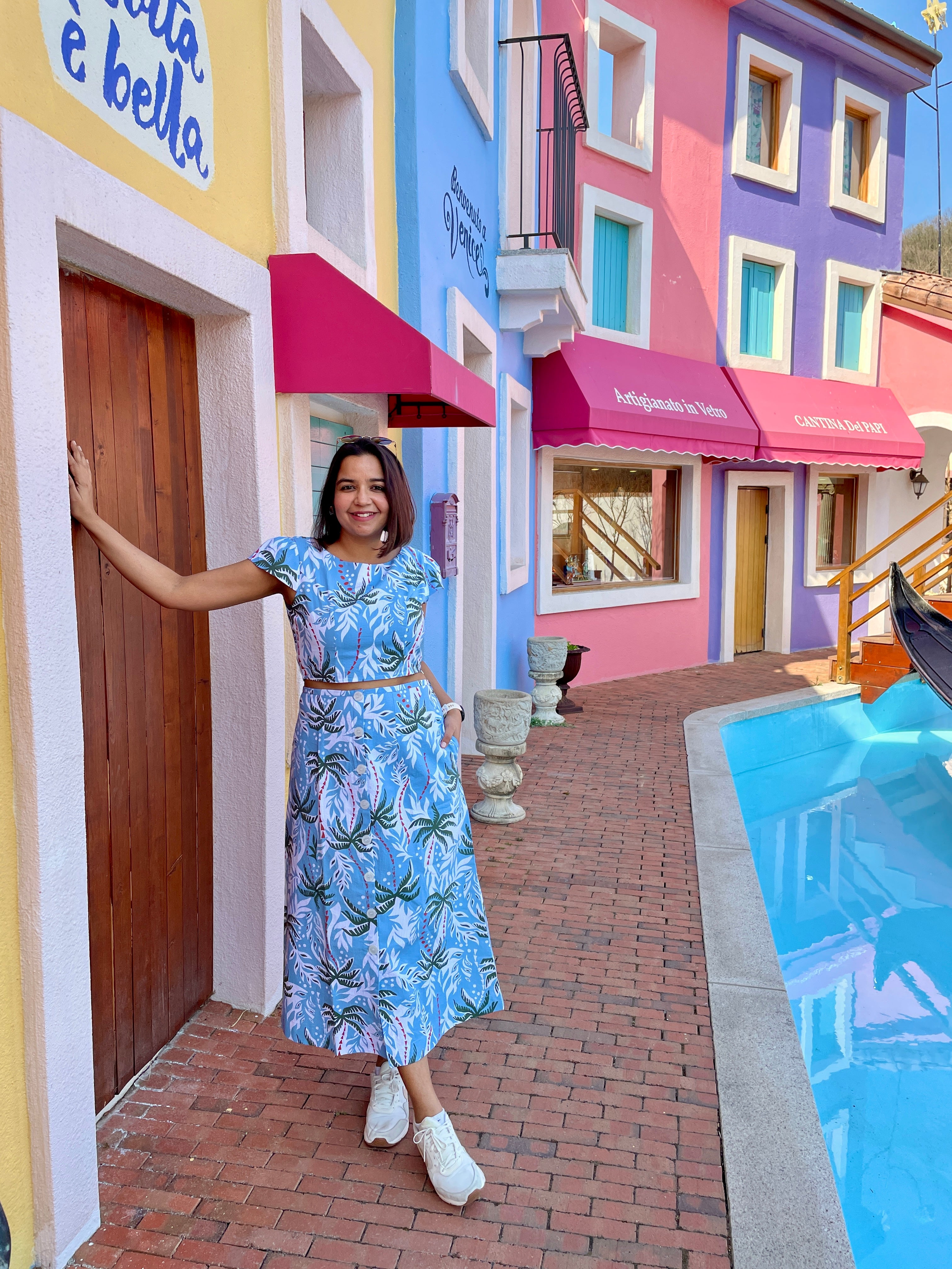 Blue Topical Printed Midi Skirt image 5