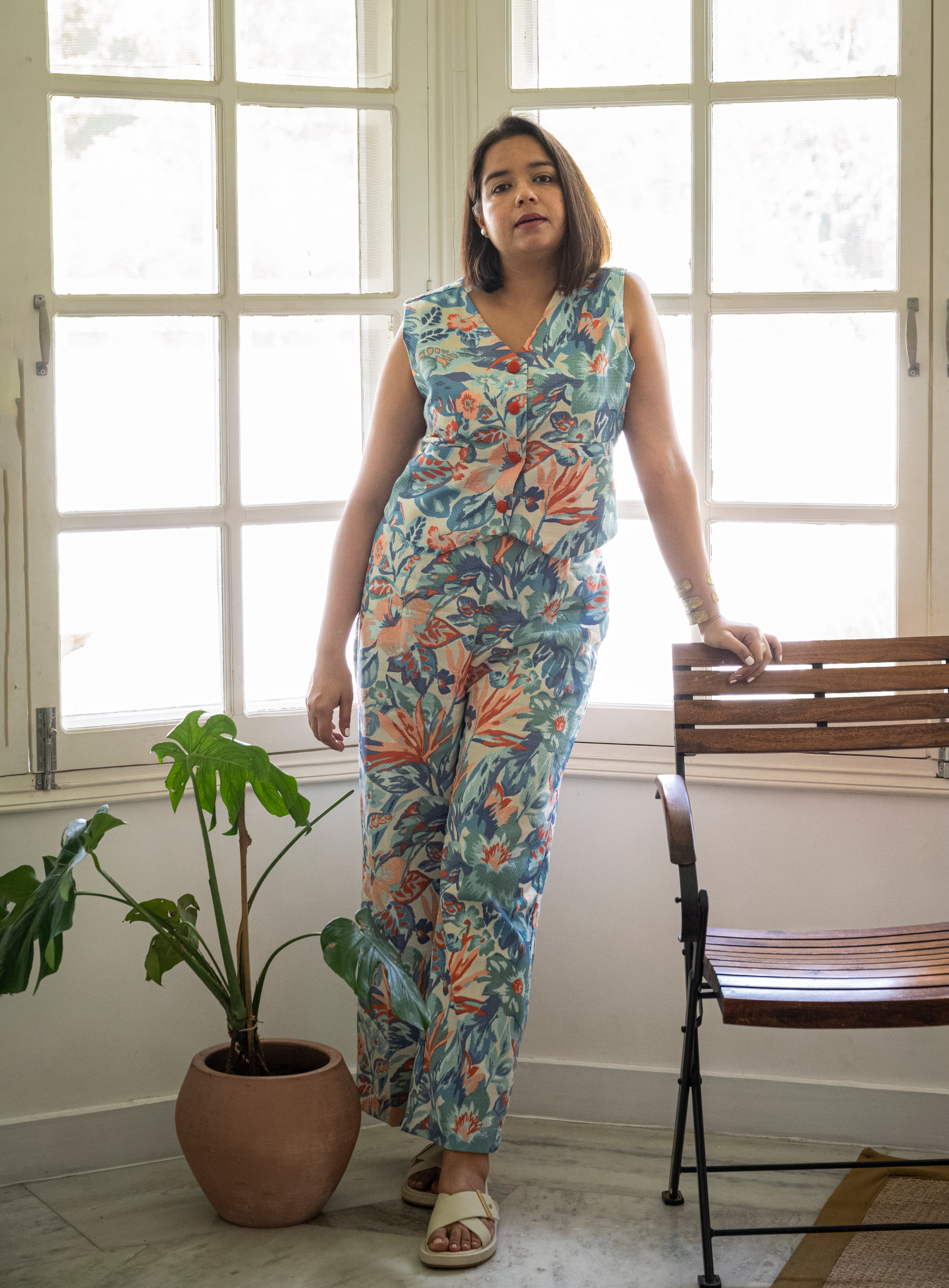 Phool Patti Printed Waist Coat image 2