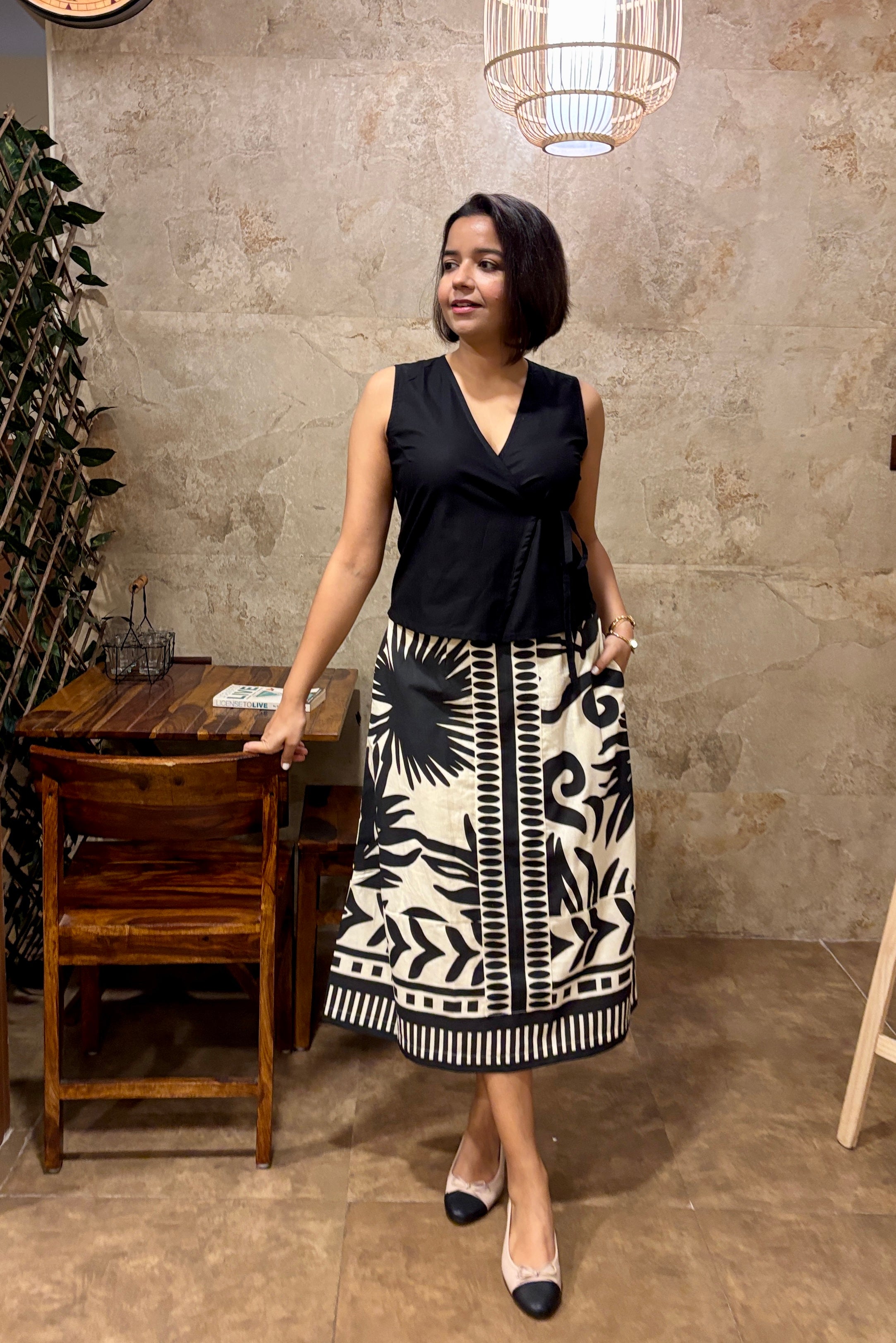 Black & Ivory Tropical Palm Cotton Midi Skirt