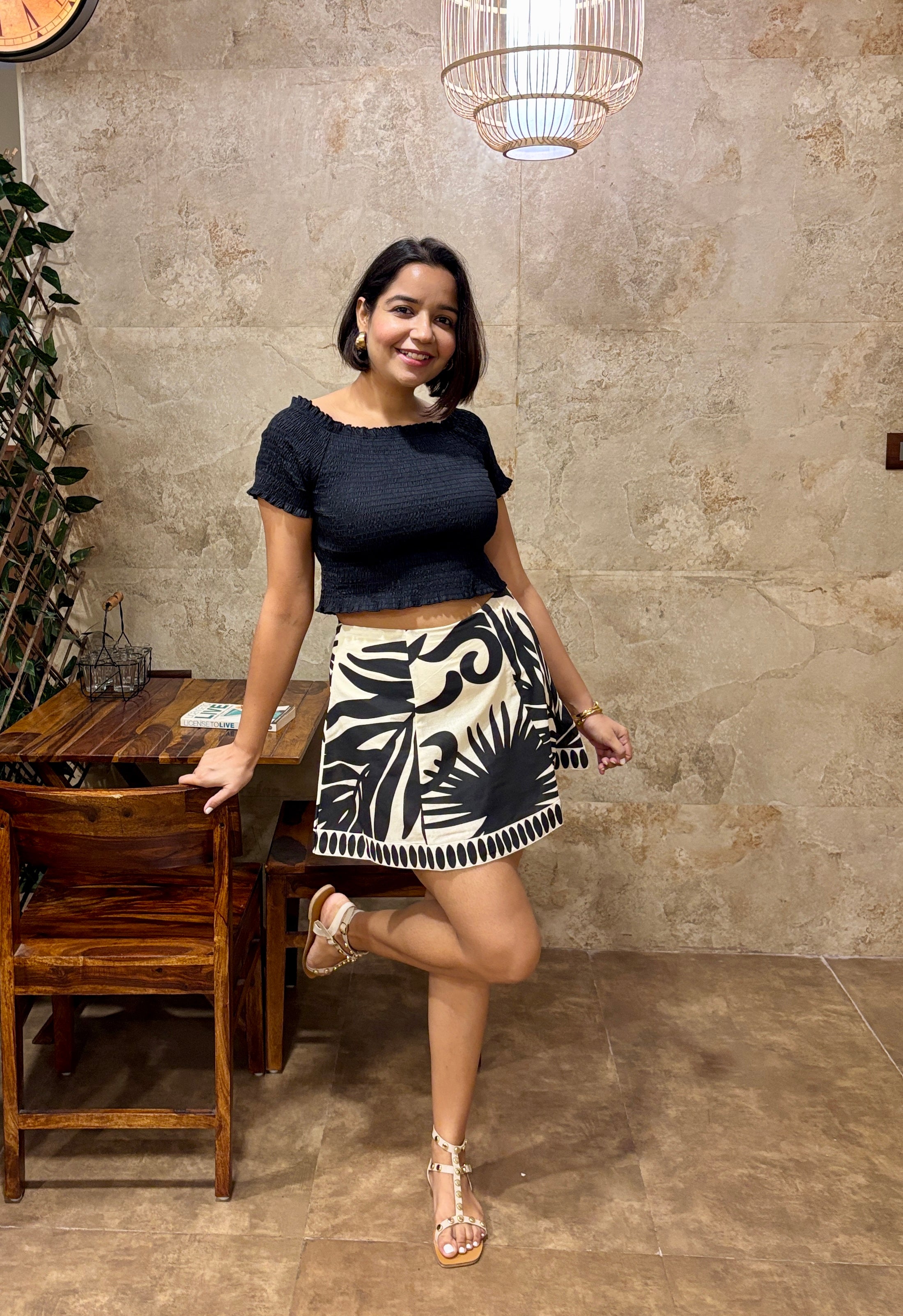 Black & Ivory Tropical Palm Skorts