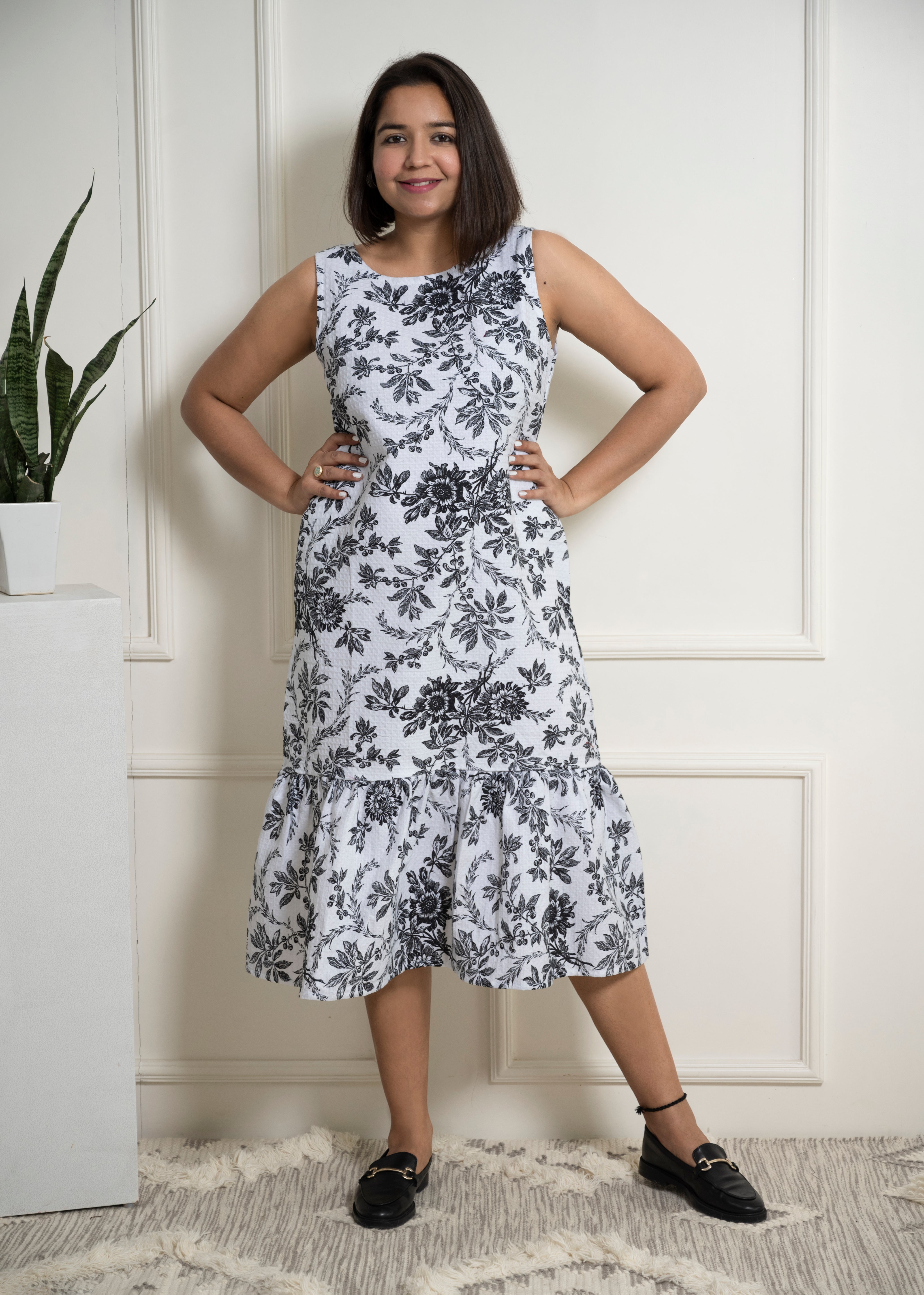 Black Flower Midi Dress image 2
