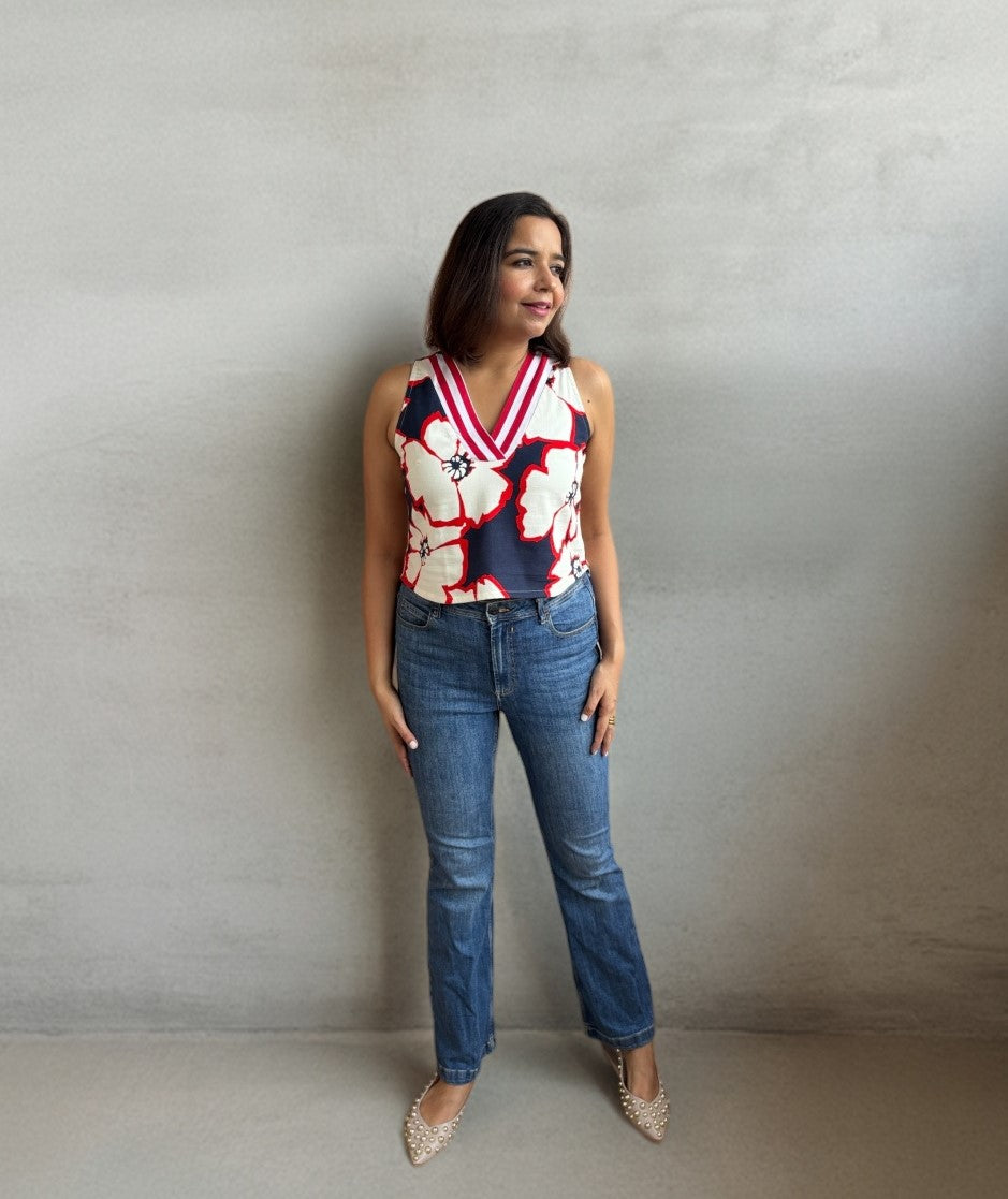 Floral Cotton Crop Top with V-Neck image 2