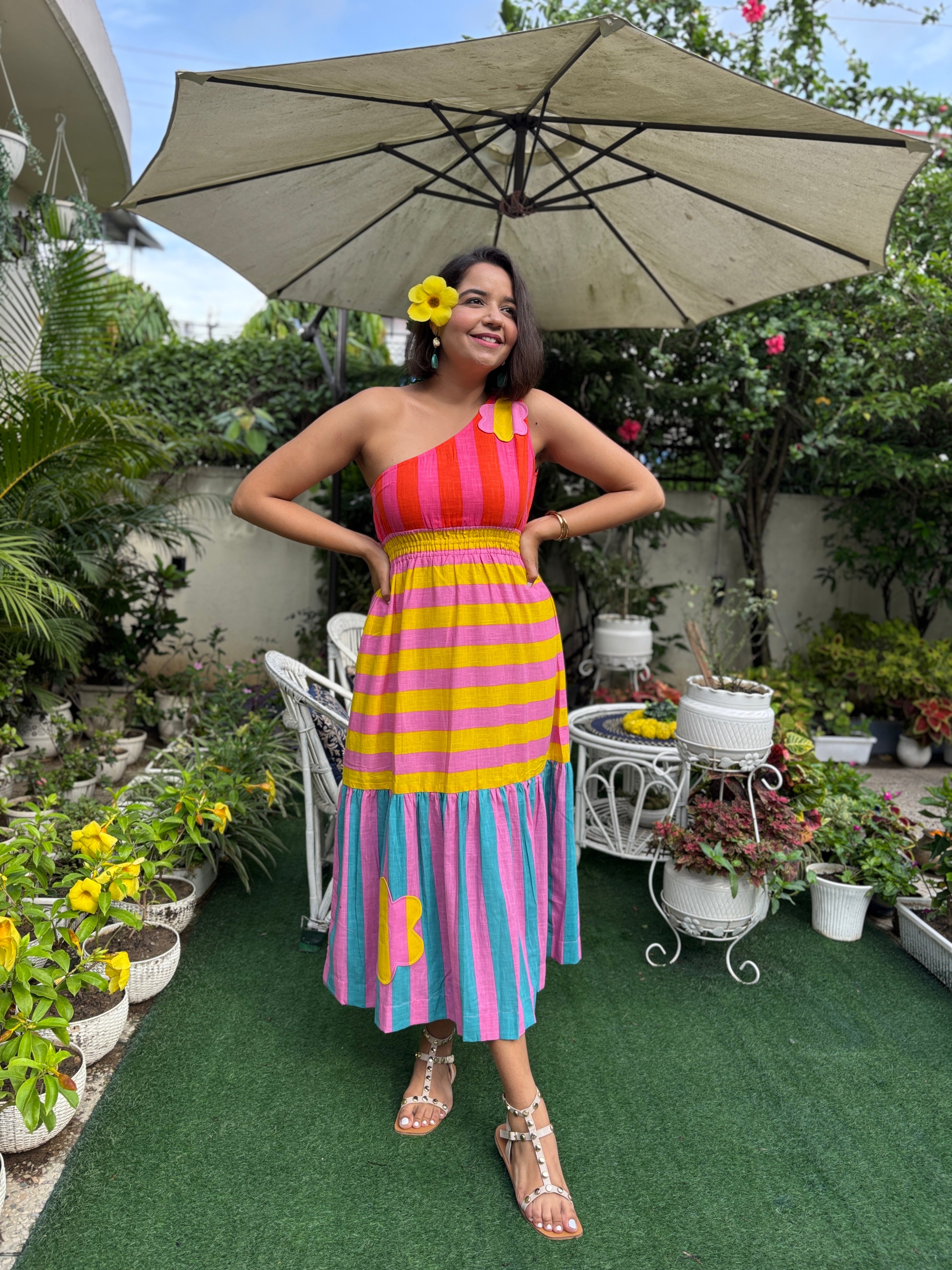 One-Shoulder Appliqué StripedDress image 2